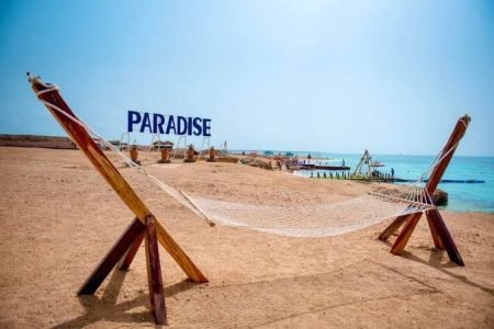Paradise Island Full-Day Snorkeling Trip