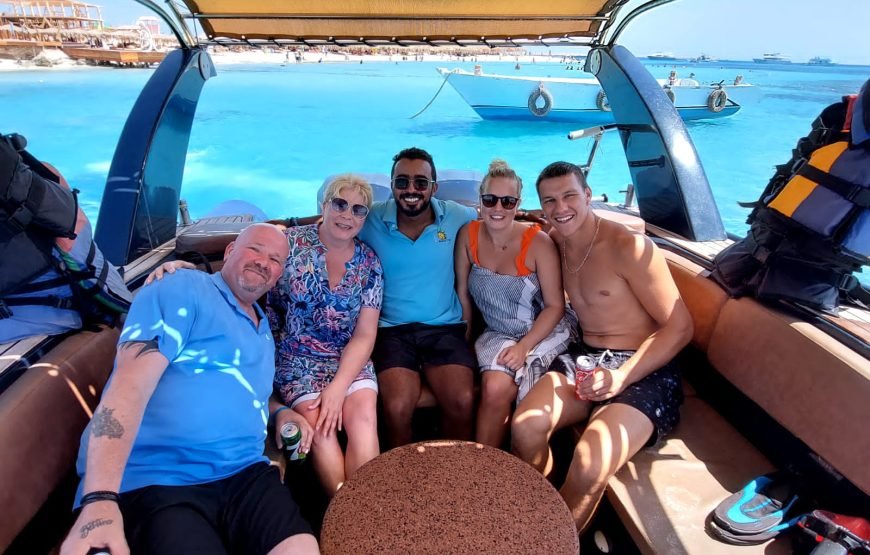 Speed Boat Private 4 hours watching Dolphins & Island visits