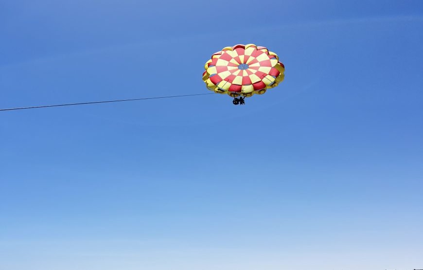 Parasailing in Hurghada – Fly Above the Red Sea