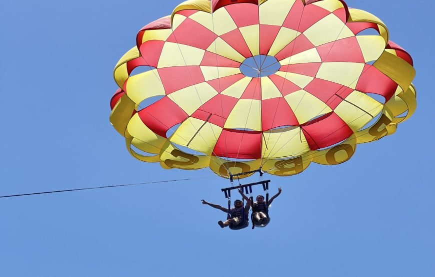 Parasailing in Hurghada – Fly Above the Red Sea