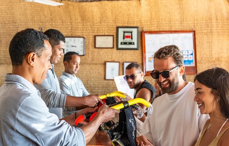 Mahmya Island Boat Trip in Hurghada