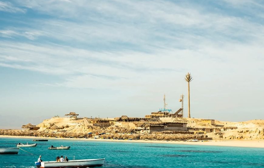 Mahmya Island Boat Trip in Hurghada
